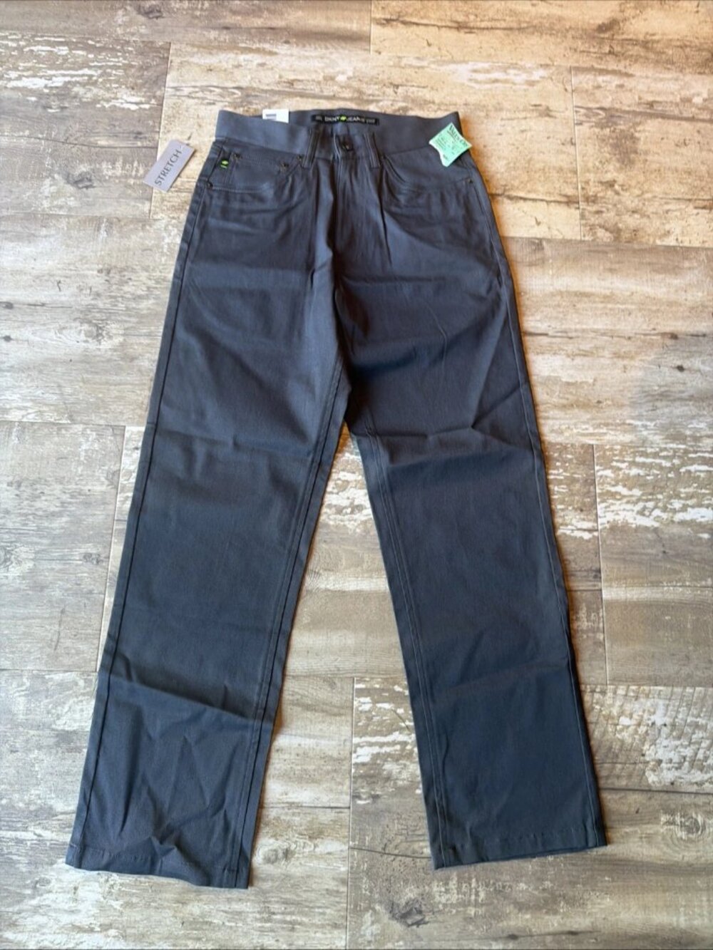 NWT DKNY Easy Fit Ultimate Stretch Gray Performance Pants Man’s 28x30